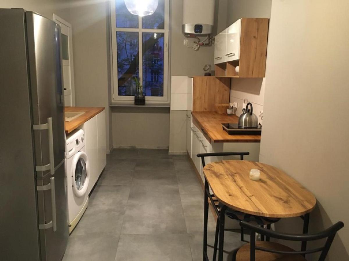 Апартаменты Secret Apartament 4 Познань Экстерьер фото